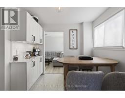 26 CAPRICE CRESCENT - 14