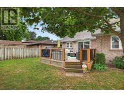 22 HERITAGE COURT - 44