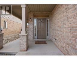 879 GARIBALDI AVENUE - 3