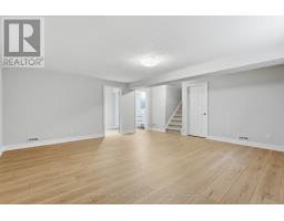 879 GARIBALDI AVENUE - 35