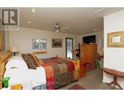 10156 PORT FRANKS ESTATE DRIVE - 29