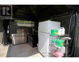 10156 PORT FRANKS ESTATE DRIVE - 35