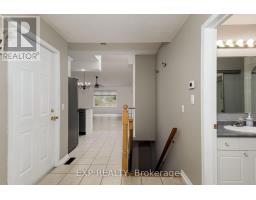 17 - 1337 COMMISSIONERS ROAD W - 18