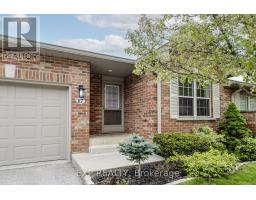 17 - 1337 COMMISSIONERS ROAD W - 30