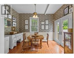 550 ELIZABETH STREET - 12