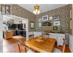 550 ELIZABETH STREET - 28