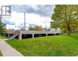 410 - 931 WONDERLAND ROAD S - 27