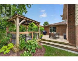 146 SHERWOOD PLACE - 40