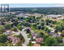 146 SHERWOOD PLACE - 44