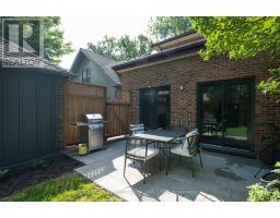 398 VICTORIA STREET - 31