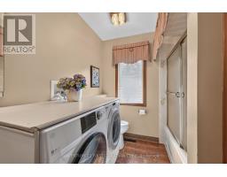27 STIRRUP COURT - 13