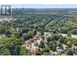 27 STIRRUP COURT - 42