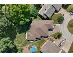 27 STIRRUP COURT - 44