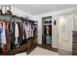 493 MAPLE STREET - 16