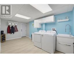 493 MAPLE STREET - 29