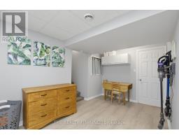 493 MAPLE STREET - 30