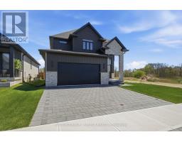 58 BRISCOE CRESCENT - 4