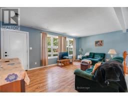 288 CARRIE STREET - 4
