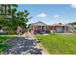 33 OLDEWOOD CRESCENT - 2
