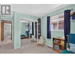 33 OLDEWOOD CRESCENT - 21