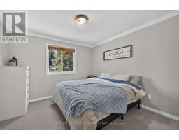 33 OLDEWOOD CRESCENT - 22