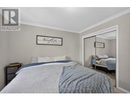33 OLDEWOOD CRESCENT - 23