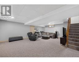 33 OLDEWOOD CRESCENT - 26