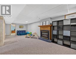 33 OLDEWOOD CRESCENT - 29