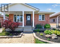 33 OLDEWOOD CRESCENT - 3