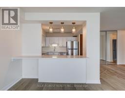1705 - 389 DUNDAS STREET W - 21