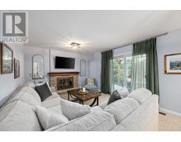 20 MEADOWVIEW ROAD - 13