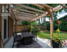 20 MEADOWVIEW ROAD - 24
