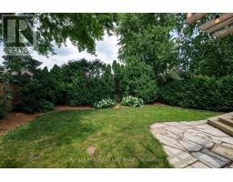 20 MEADOWVIEW ROAD - 26