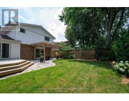 20 MEADOWVIEW ROAD - 28
