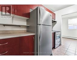 707 - 931 WONDERLAND ROAD - 7