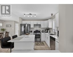 1185 SANDBAR STREET - 13