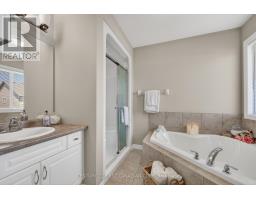 1185 SANDBAR STREET - 28