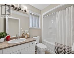 1185 SANDBAR STREET - 33