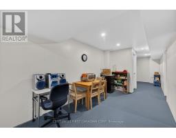 1185 SANDBAR STREET - 39