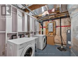 1185 SANDBAR STREET - 40