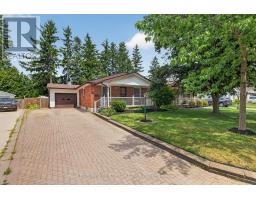 11 CORNELL CRESCENT - 2
