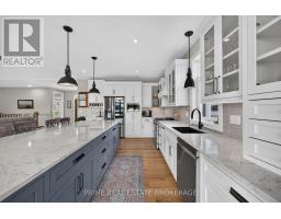 124 LILA STREET - 16