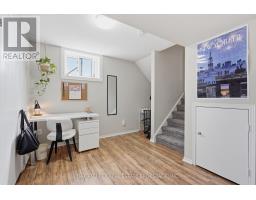 18 CHAPMAN COURT - 29