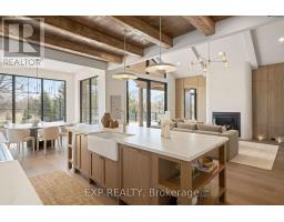 29 DEARING DRIVE - 12