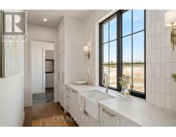 29 DEARING DRIVE - 17