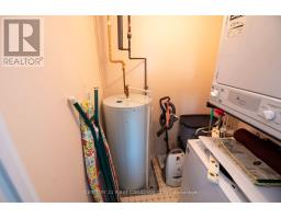 405 - 77 BASELINE ROAD - 18