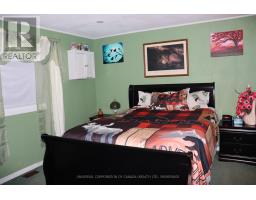 7 MAPLE ST STREET E - 11