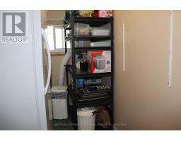 7 MAPLE ST STREET E - 12