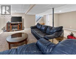 27 DYER STREET - 28