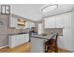 27 DYER STREET - 5